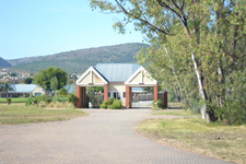 evans mashanga Logo